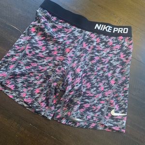 Nike pro kids XL
